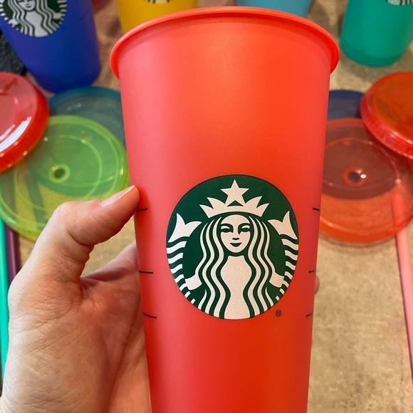Starbucks Color Changing Cups - Picture 3 of 12